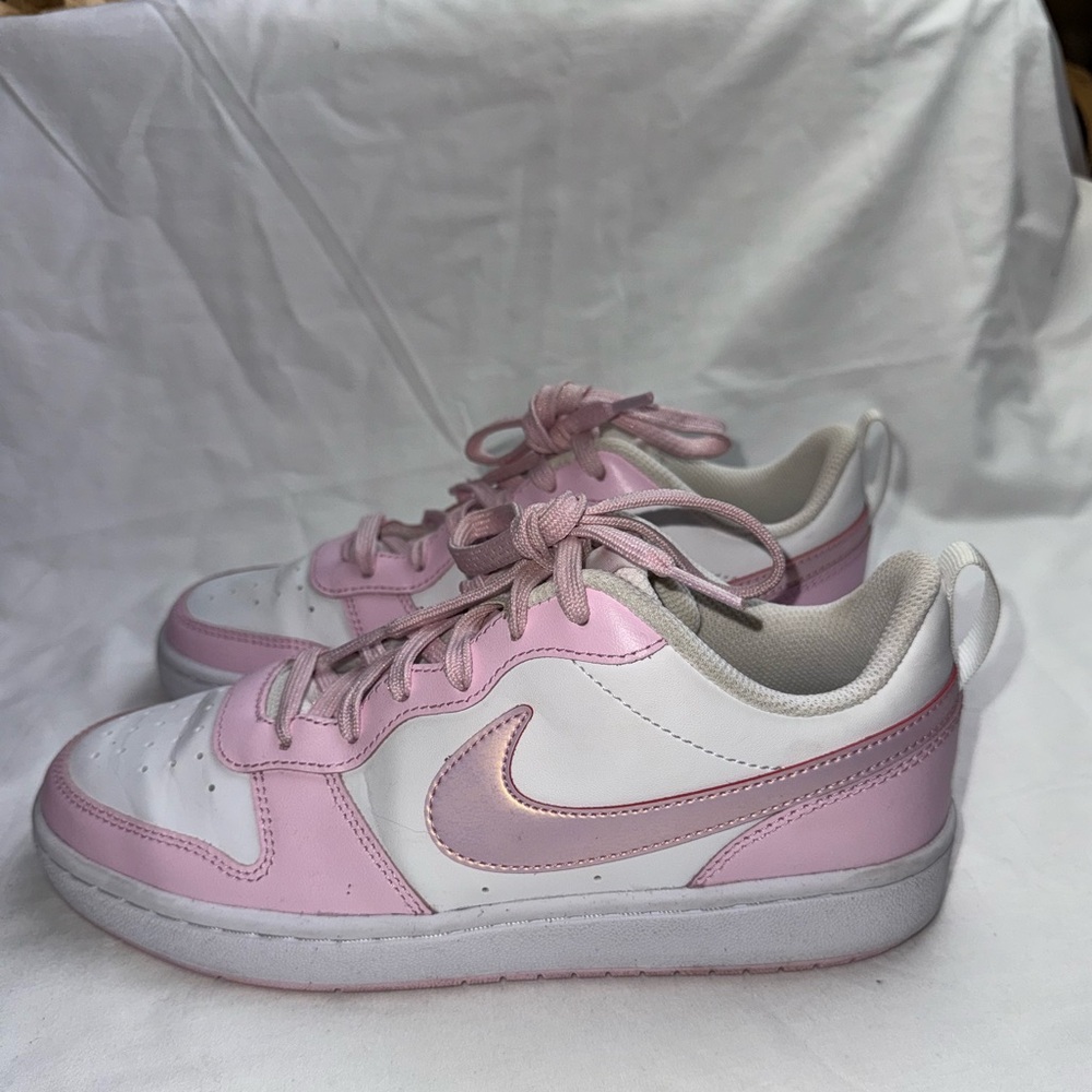 Nike Court Borough‎ Low Recraft sneakers in white and pink foam 7Y